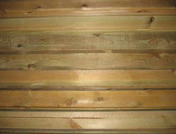 �ߺ�����ľ�ĵ��г��۸񲨶�����